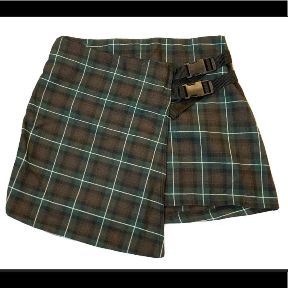 LOVE TOO TRUE green Tartan Adjustable Buckle Skirt